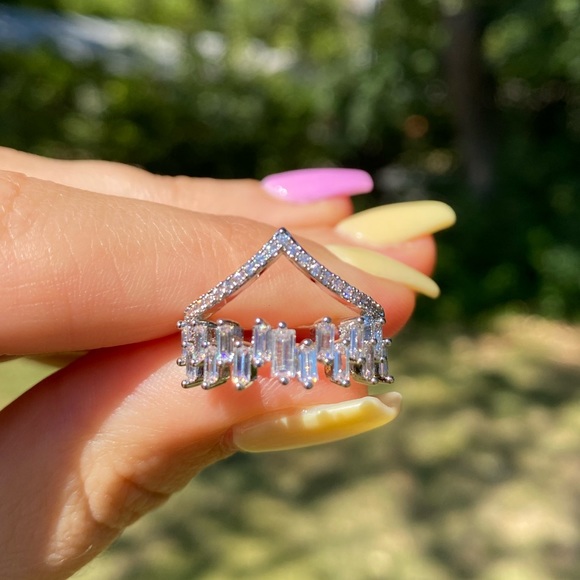 NEW Sterling silver Diamond Ring - Picture 3 of 5